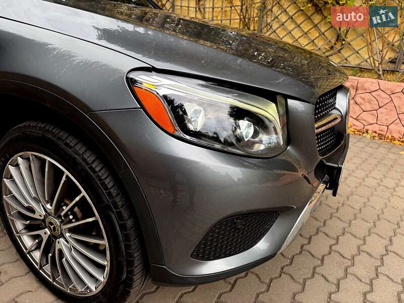 Позашляховик / Кросовер Mercedes-Benz GLC-Class Coupe 2017 в Хмельницькому фото 13 Позашляховик / Кросовер Mercedes-Benz GLC-Class Coupe 2017 в Хмельницькому