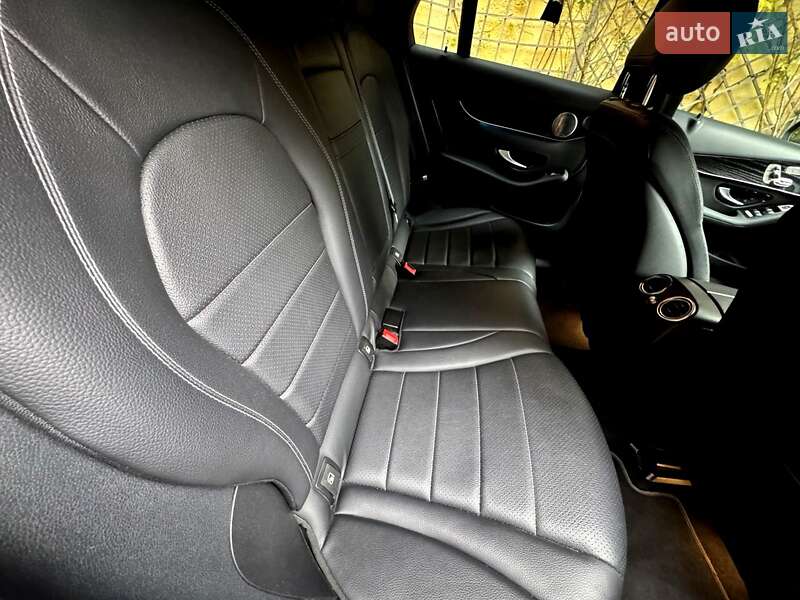 Позашляховик / Кросовер Mercedes-Benz GLC-Class Coupe 2017 в Хмельницькому фото 28 Позашляховик / Кросовер Mercedes-Benz GLC-Class Coupe 2017 в Хмельницькому