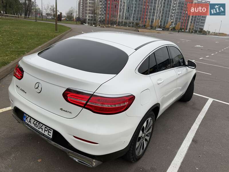 Позашляховик / Кросовер Mercedes-Benz GLC-Class Coupe 2017 в Києві