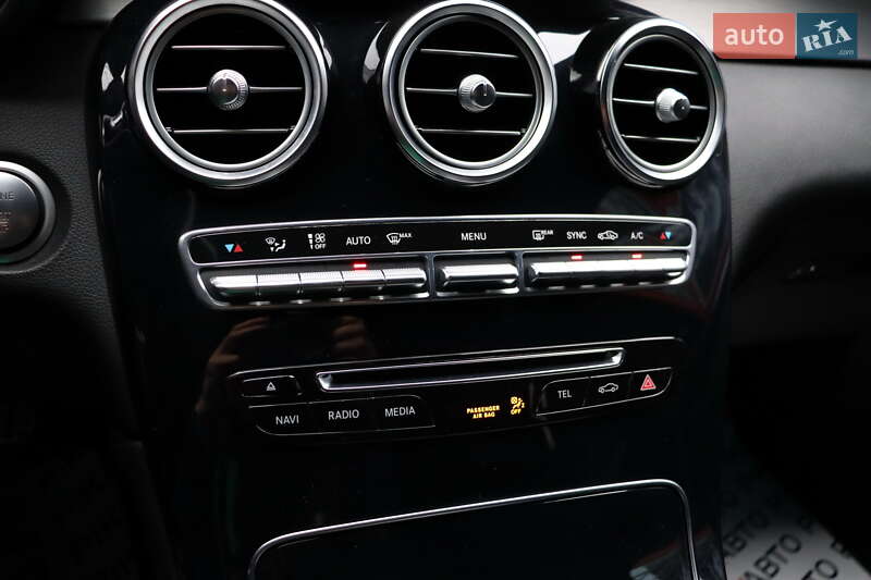 Внедорожник / Кроссовер Mercedes-Benz GLC-Class Coupe 2017 в Львове фото 29 Внедорожник / Кроссовер Mercedes-Benz GLC-Class Coupe 2017 в Львове