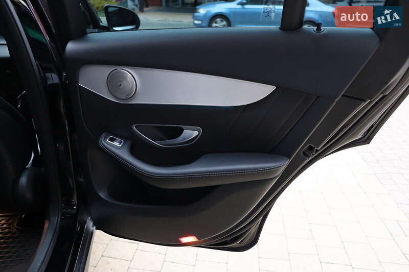 Внедорожник / Кроссовер Mercedes-Benz GLC-Class Coupe 2017 в Львове фото 47 Внедорожник / Кроссовер Mercedes-Benz GLC-Class Coupe 2017 в Львове