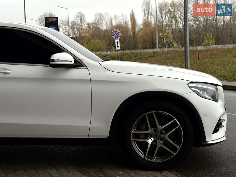 Позашляховик / Кросовер Mercedes-Benz GLC-Class Coupe 2016 в Києві фото 12 Позашляховик / Кросовер Mercedes-Benz GLC-Class Coupe 2016 в Києві
