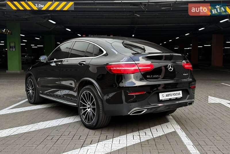 Позашляховик / Кросовер Mercedes-Benz GLC-Class Coupe 2017 в Києві фото 5 Позашляховик / Кросовер Mercedes-Benz GLC-Class Coupe 2017 в Києві