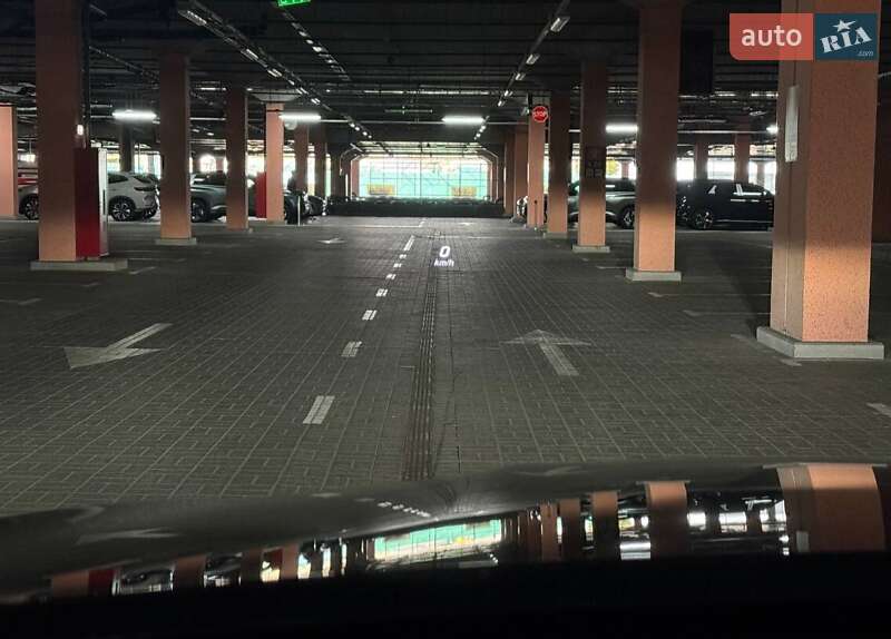 Позашляховик / Кросовер Mercedes-Benz GLC-Class Coupe 2017 в Києві фото 21 Позашляховик / Кросовер Mercedes-Benz GLC-Class Coupe 2017 в Києві