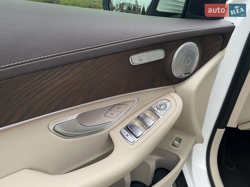 Внедорожник / Кроссовер Mercedes-Benz GLC-Class Coupe 2020 в Киеве