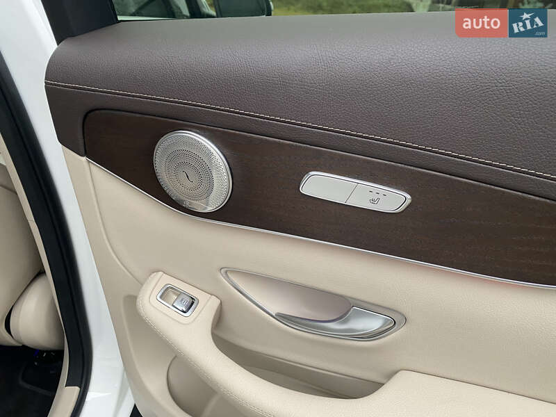 Внедорожник / Кроссовер Mercedes-Benz GLC-Class Coupe 2020 в Киеве