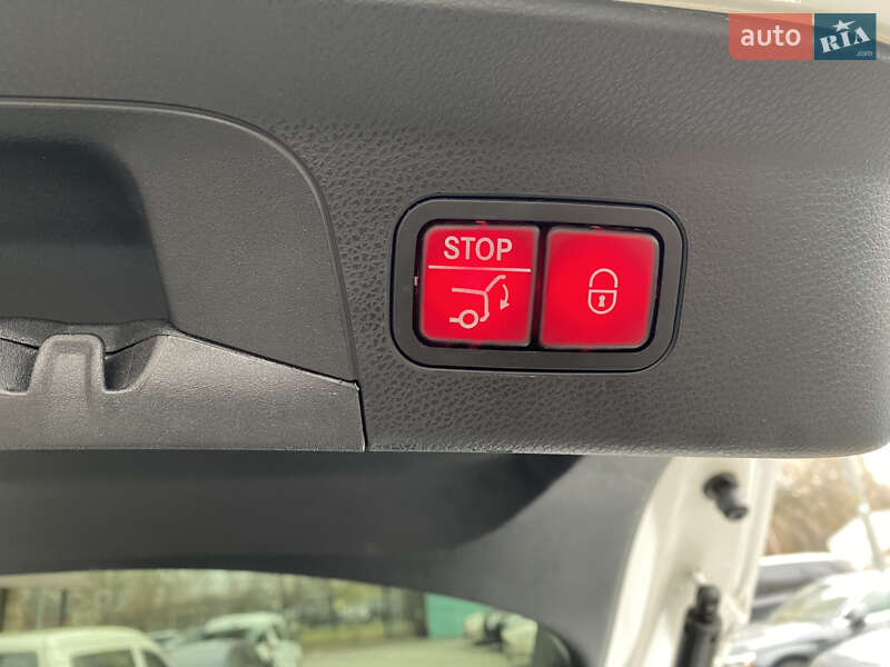 Внедорожник / Кроссовер Mercedes-Benz GLC-Class Coupe 2020 в Киеве