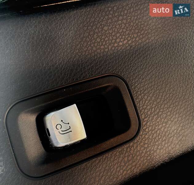 Позашляховик / Кросовер Mercedes-Benz GLC-Class Coupe 2018 в Львові