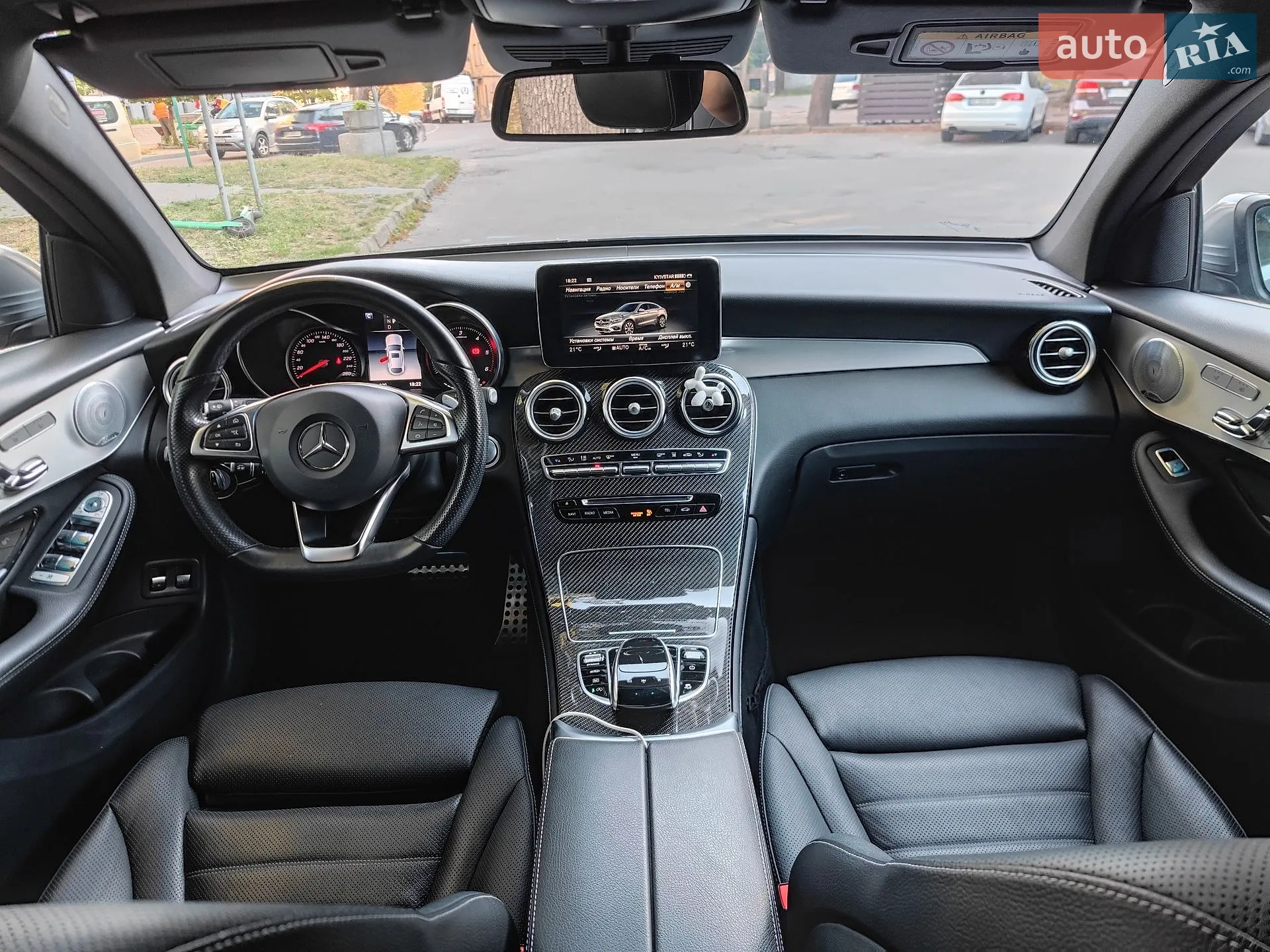 2018 Mercedes-Benz GLC - мініатюра 29