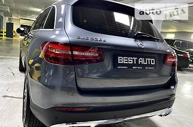 Внедорожник / Кроссовер Mercedes-Benz GLC-Class 2017 в 