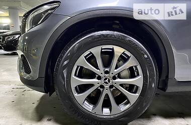 Внедорожник / Кроссовер Mercedes-Benz GLC-Class 2017 в 