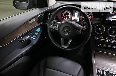 Внедорожник / Кроссовер Mercedes-Benz GLC-Class 2017 в 