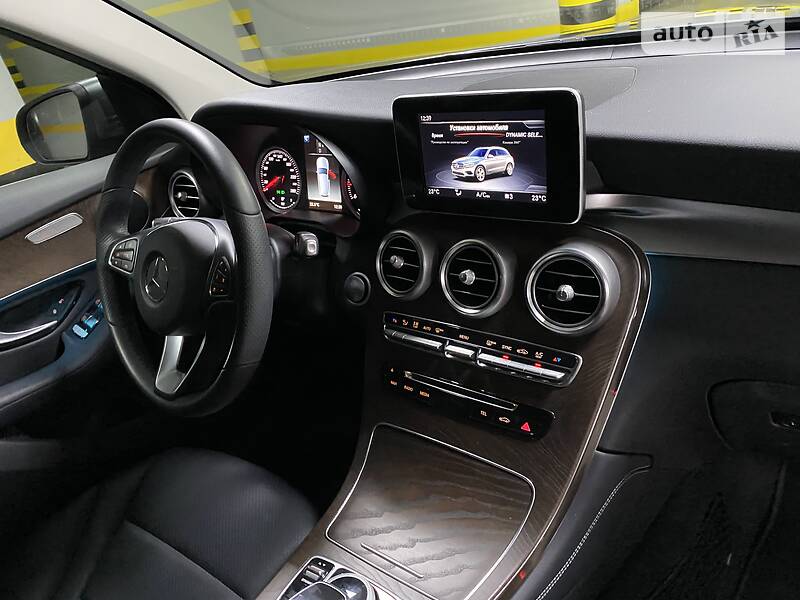 Позашляховик / Кросовер Mercedes-Benz GLC-Class 2017 в Києві