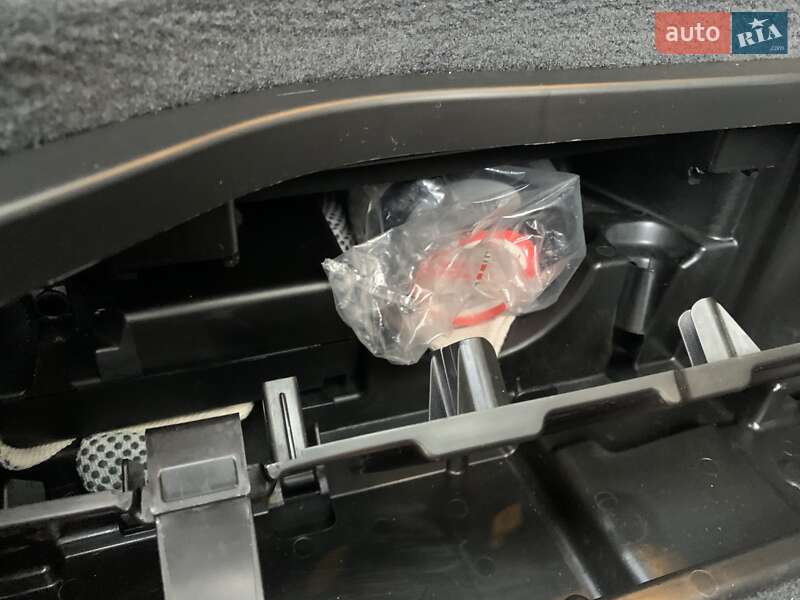 Внедорожник / Кроссовер Mercedes-Benz GLC-Class 2017 в Луцке