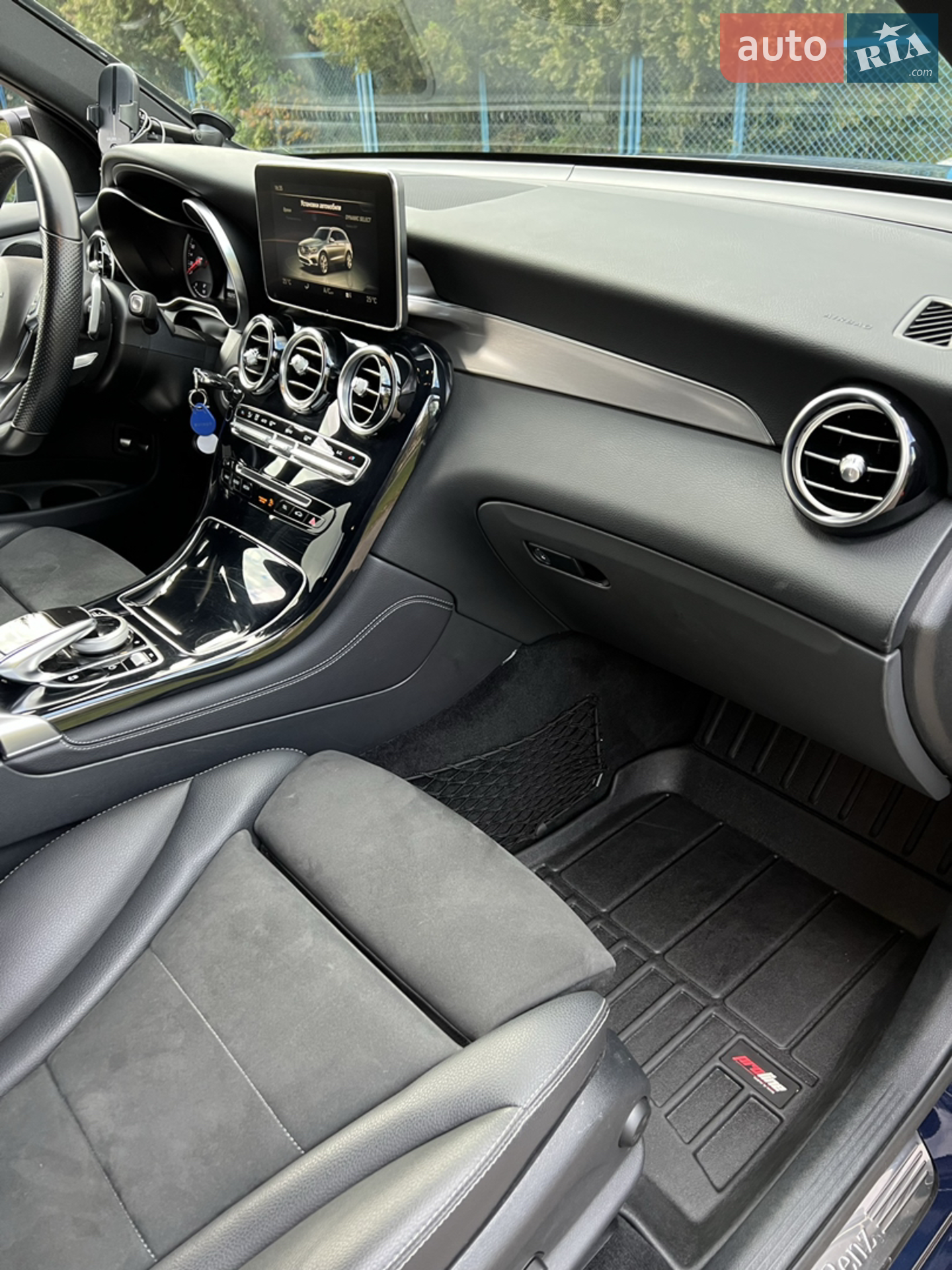 2018 Mercedes-Benz GLC - мініатюра 39