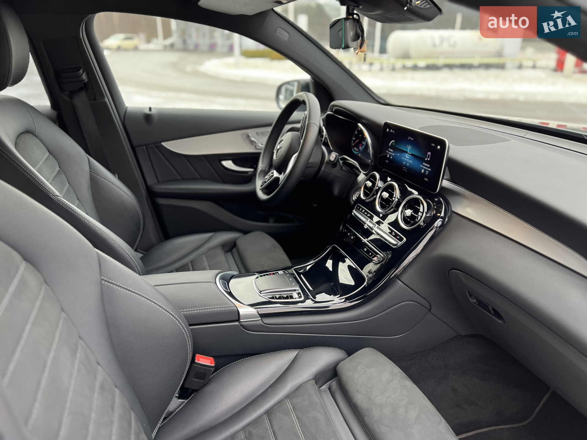 2021 Mercedes-Benz GLC - мініатюра 18