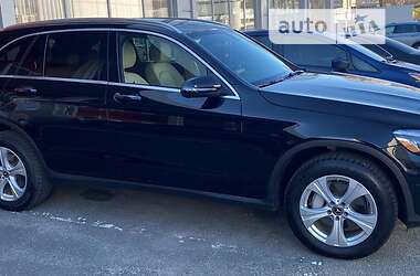 Внедорожник / Кроссовер Mercedes-Benz GLC-Class 2018 в 