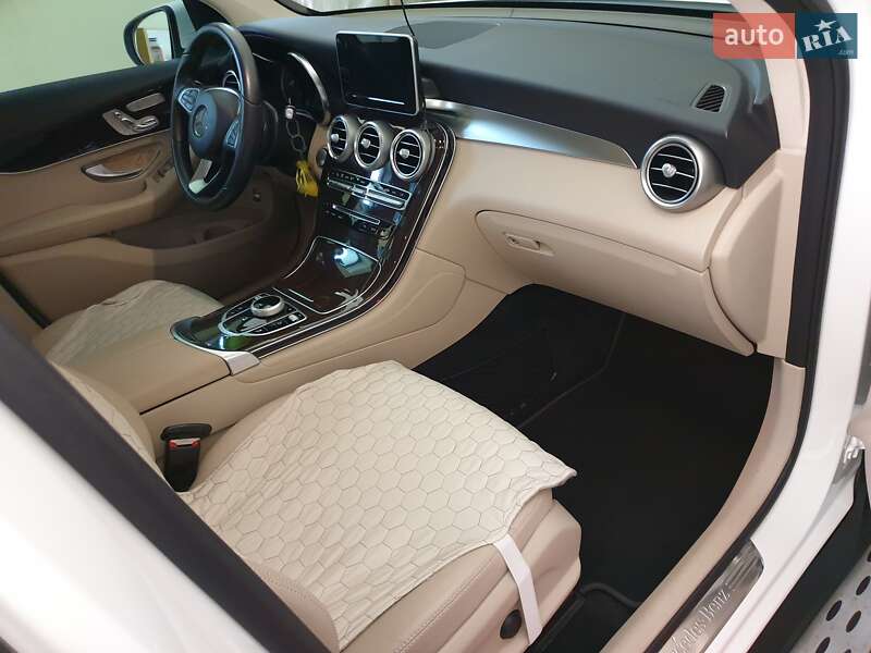 Внедорожник / Кроссовер Mercedes-Benz GLC-Class 2017 в Виннице фото 14 Внедорожник / Кроссовер Mercedes-Benz GLC-Class 2017 в Виннице