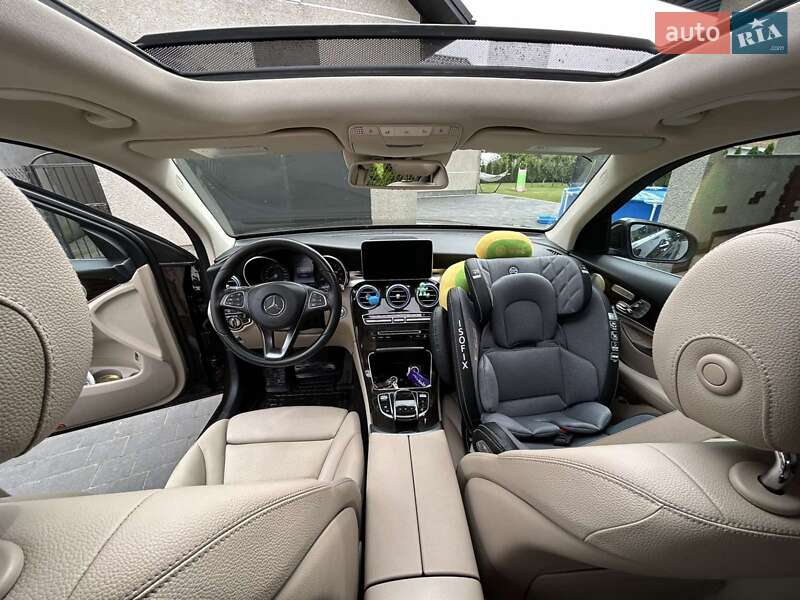 Внедорожник / Кроссовер Mercedes-Benz GLC-Class 2016 в Шептицькому