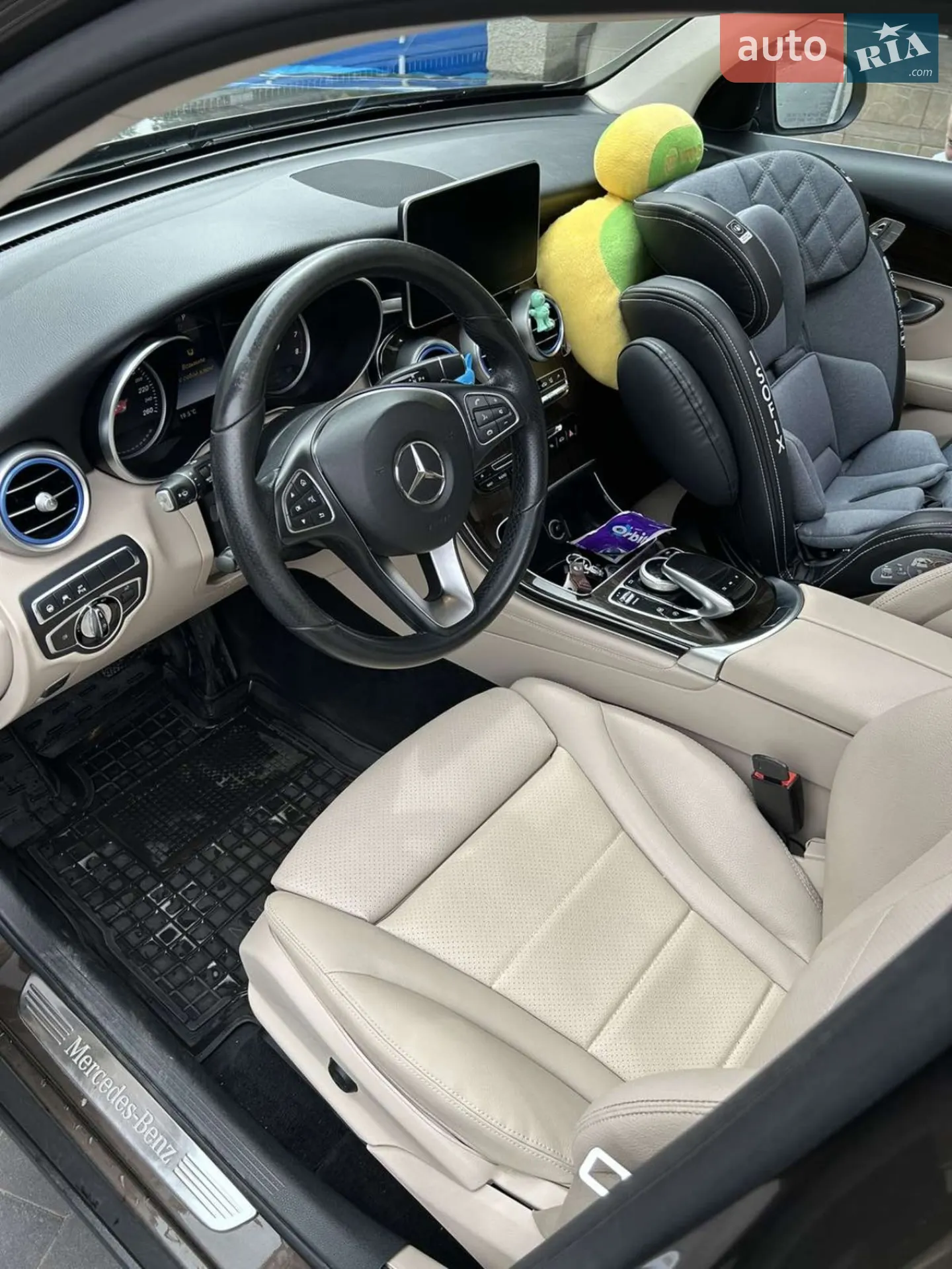 2016 Mercedes-Benz GLC - мініатюра 13