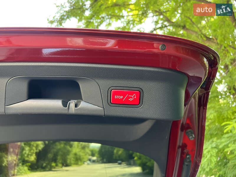 Внедорожник / Кроссовер Mercedes-Benz GLC-Class 2019 в Днепре фото 45 Внедорожник / Кроссовер Mercedes-Benz GLC-Class 2019 в Днепре