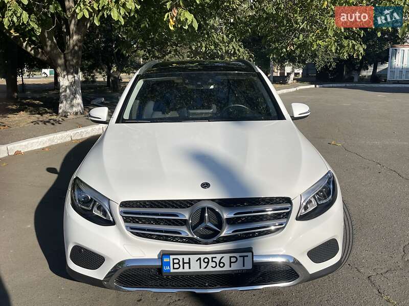 Внедорожник / Кроссовер Mercedes-Benz GLC-Class 2018 в Измаиле