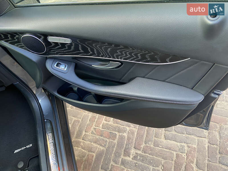 Позашляховик / Кросовер Mercedes-Benz GLC-Class 2019 в Києві