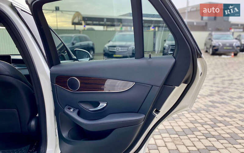 Позашляховик / Кросовер Mercedes-Benz GLC-Class 2019 в Мукачевому