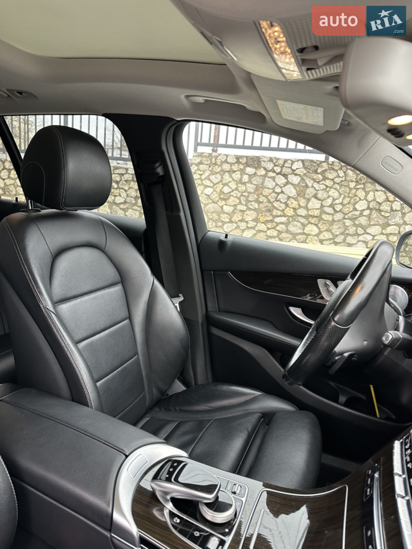 2016 Mercedes-Benz GLC - мініатюра 11
