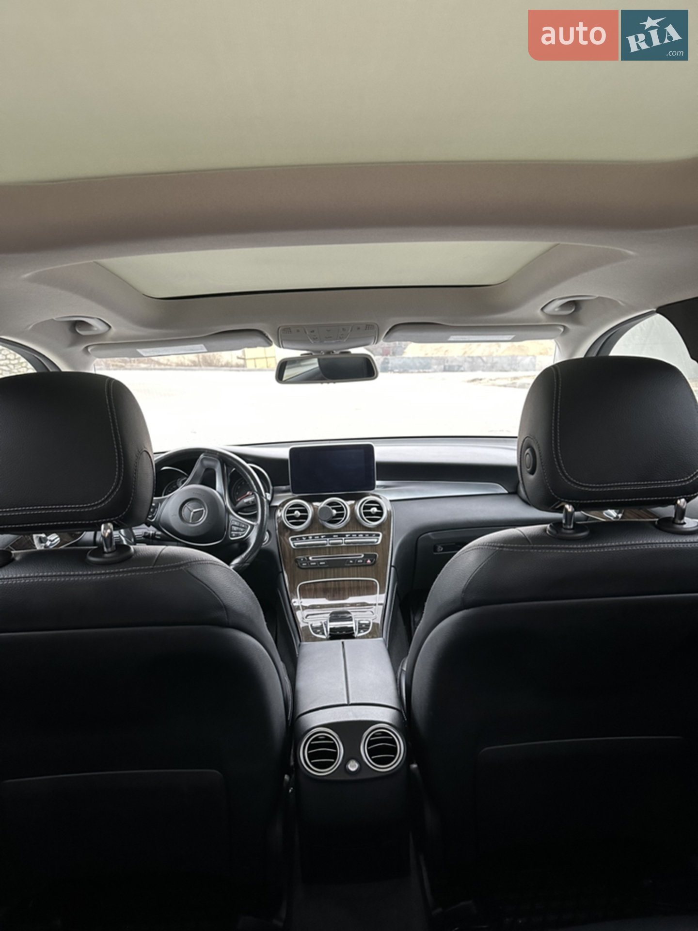 2016 Mercedes-Benz GLC - мініатюра 21