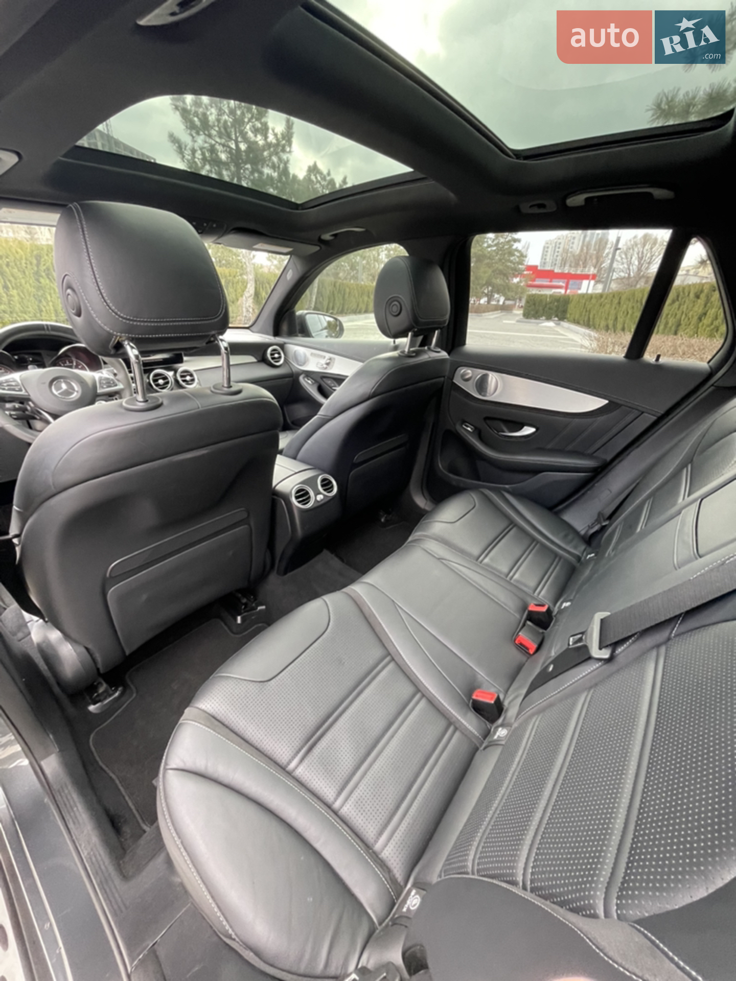 2018 Mercedes-Benz GLC - мініатюра 38