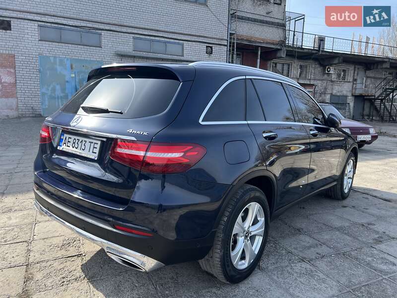 Внедорожник / Кроссовер Mercedes-Benz GLC-Class 2017 в Днепре