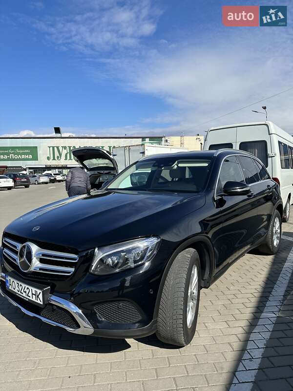 Внедорожник / Кроссовер Mercedes-Benz GLC-Class 2019 в Ужгороде