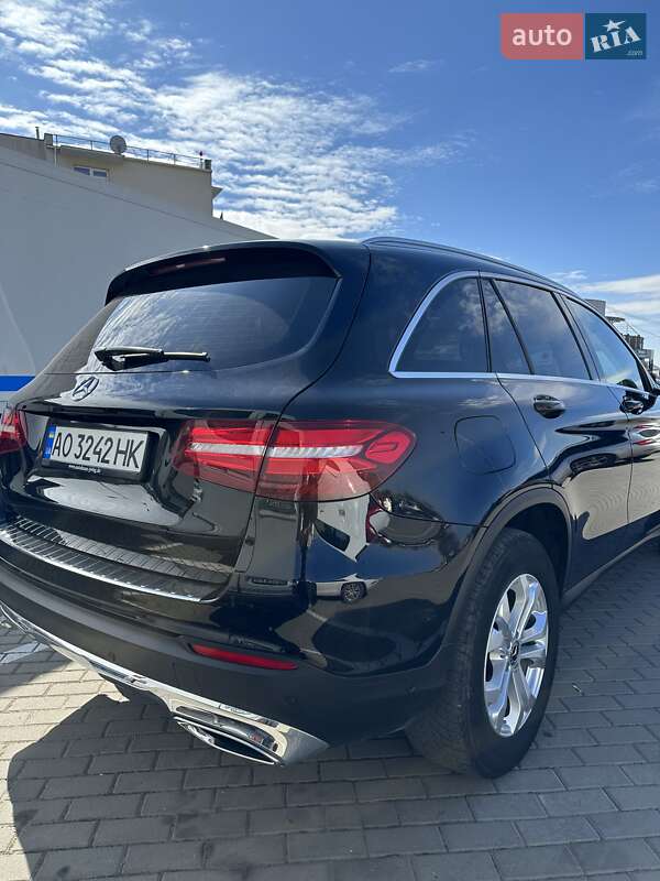 Внедорожник / Кроссовер Mercedes-Benz GLC-Class 2019 в Ужгороде