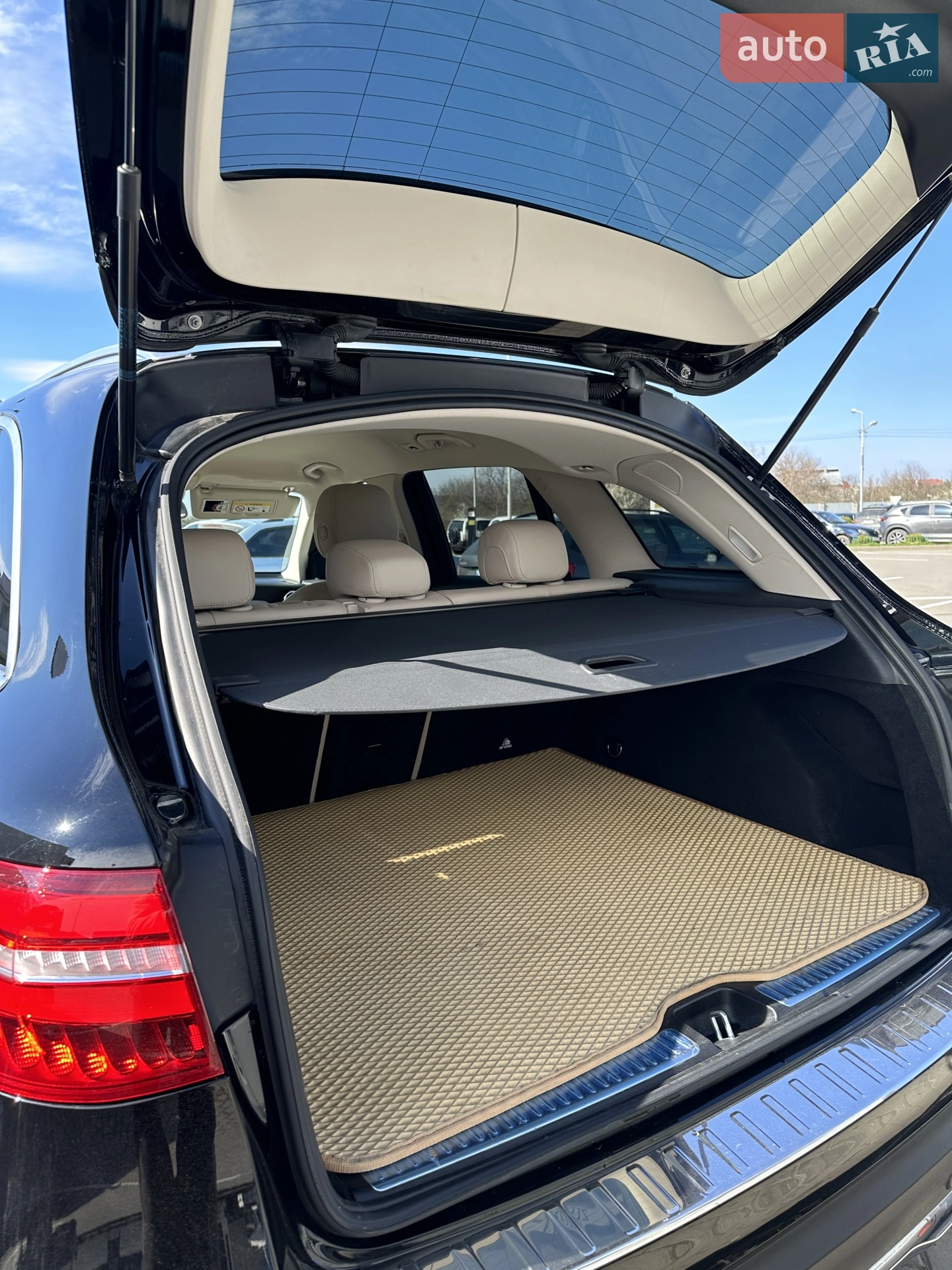 2019 Mercedes-Benz GLC - мініатюра 12