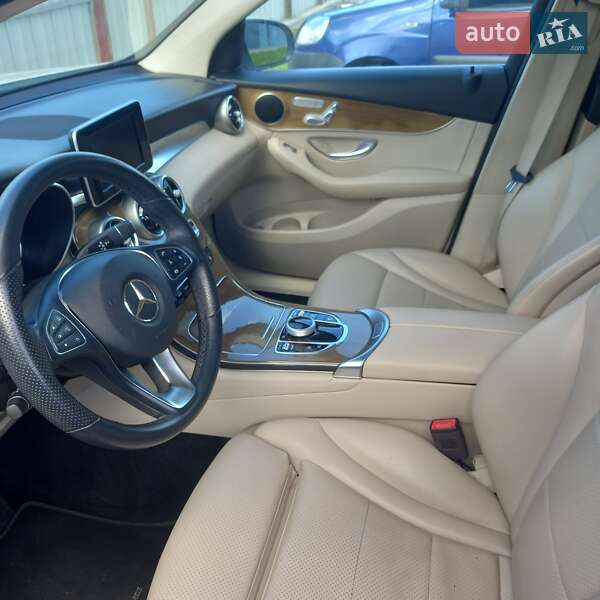 Внедорожник / Кроссовер Mercedes-Benz GLC-Class 2019 в Днепре фото 2 Внедорожник / Кроссовер Mercedes-Benz GLC-Class 2019 в Днепре