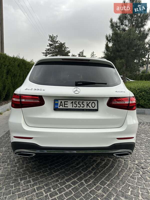Внедорожник / Кроссовер Mercedes-Benz GLC-Class 2017 в Днепре фото 9 Внедорожник / Кроссовер Mercedes-Benz GLC-Class 2017 в Днепре