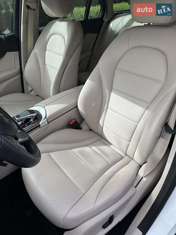 Внедорожник / Кроссовер Mercedes-Benz GLC-Class 2017 в Днепре фото 15 Внедорожник / Кроссовер Mercedes-Benz GLC-Class 2017 в Днепре