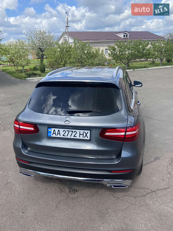 Позашляховик / Кросовер Mercedes-Benz GLC-Class 2019 в Києві
