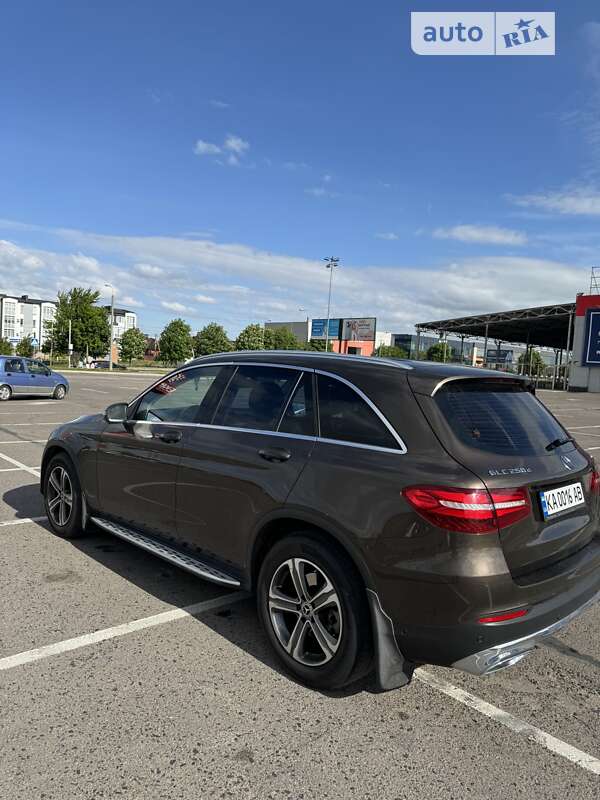 Внедорожник / Кроссовер Mercedes-Benz GLC-Class 2017 в Ровно