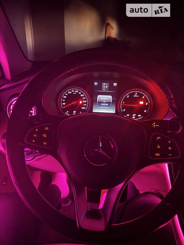 Внедорожник / Кроссовер Mercedes-Benz GLC-Class 2017 в Ровно