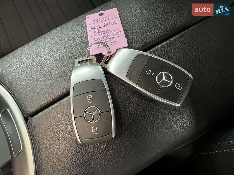 Внедорожник / Кроссовер Mercedes-Benz GLC-Class 2020 в Киеве