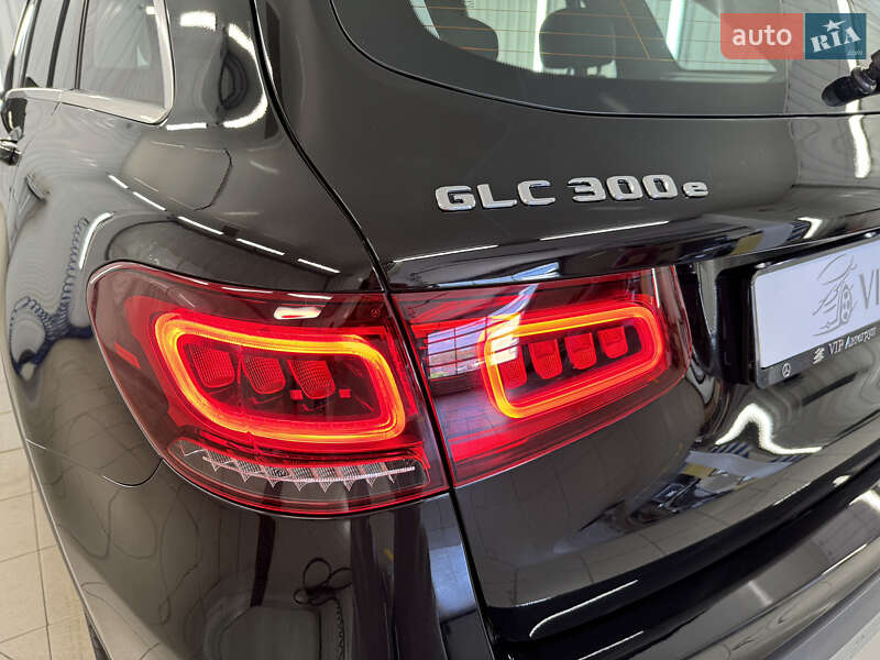 Внедорожник / Кроссовер Mercedes-Benz GLC-Class 2020 в Киеве