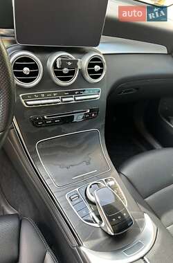 Внедорожник / Кроссовер Mercedes-Benz GLC-Class 2016 в 