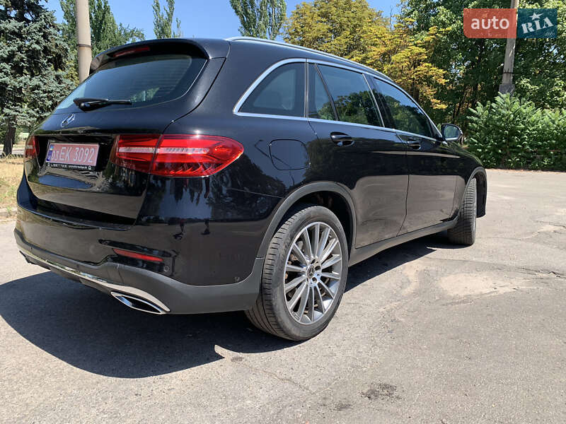 Внедорожник / Кроссовер Mercedes-Benz GLC-Class 2018 в Днепре