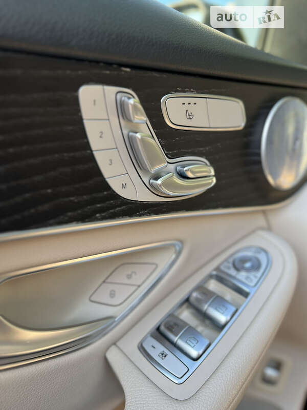 Внедорожник / Кроссовер Mercedes-Benz GLC-Class 2018 в Луцке фото 23 Внедорожник / Кроссовер Mercedes-Benz GLC-Class 2018 в Луцке