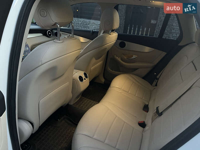 Внедорожник / Кроссовер Mercedes-Benz GLC-Class 2016 в Коломые