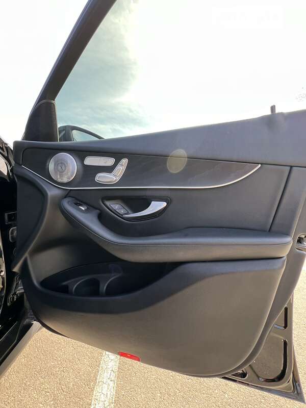 Внедорожник / Кроссовер Mercedes-Benz GLC-Class 2017 в Ивано-Франковске