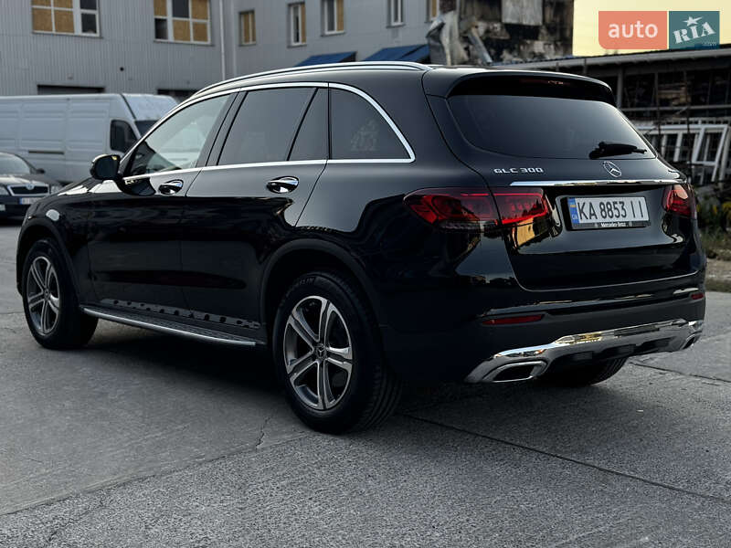 Внедорожник / Кроссовер Mercedes-Benz GLC-Class 2020 в Житомире