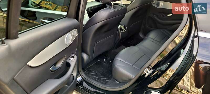 Внедорожник / Кроссовер Mercedes-Benz GLC-Class 2019 в Ивано-Франковске фото 11 Внедорожник / Кроссовер Mercedes-Benz GLC-Class 2019 в Ивано-Франковске